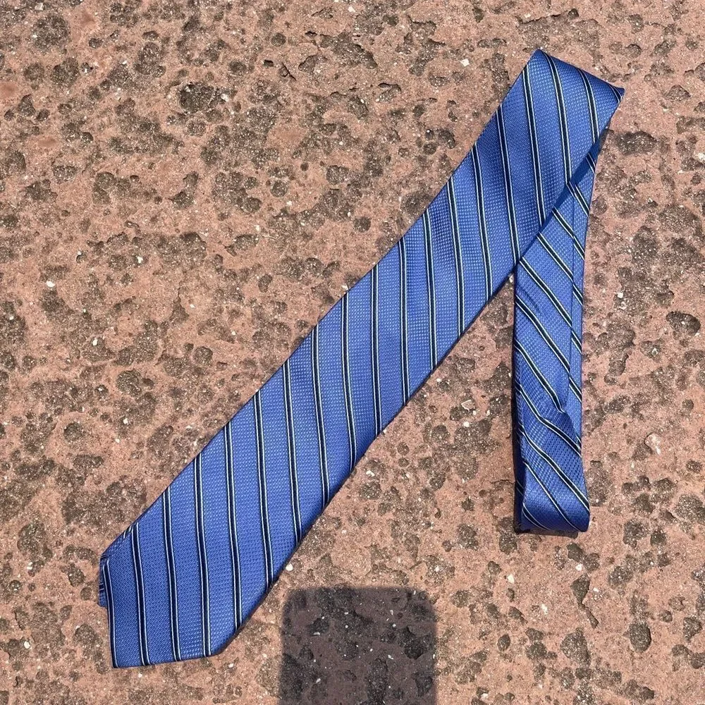 Michael Kors silk tie